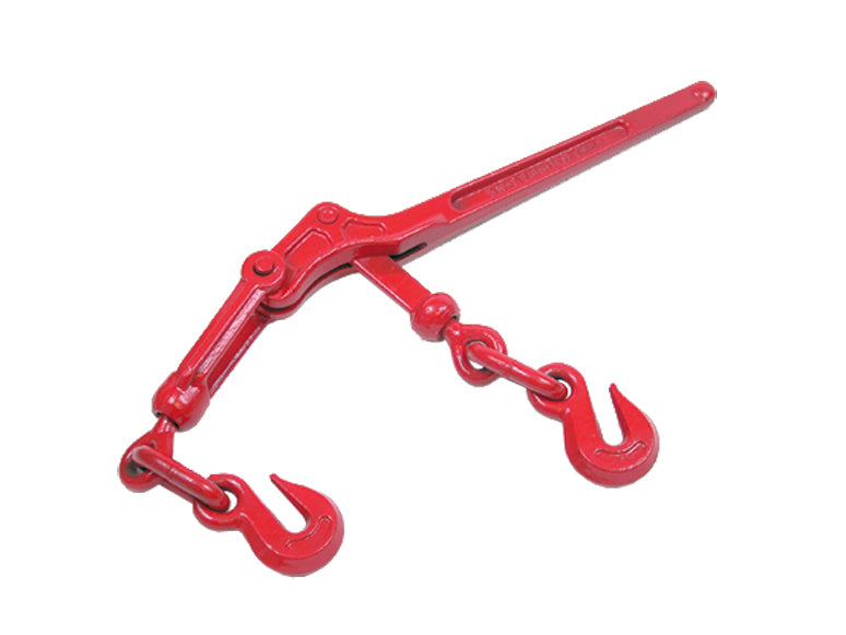 Red lever‑style load binder with tensioning handle and two chain hooks, shown isolated on a white background.